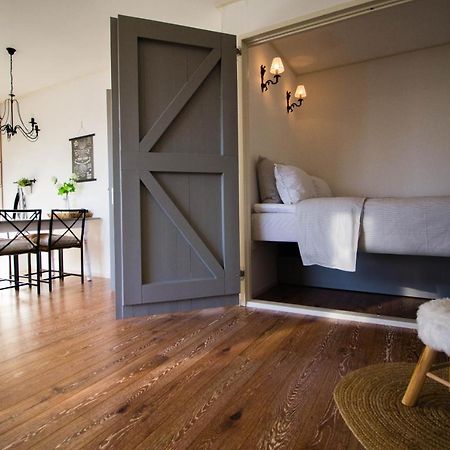 T'Hus Bed & Breakfast Katlijk Esterno foto