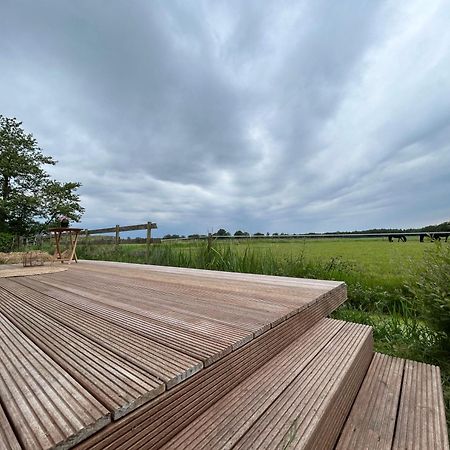 T'Hus Bed & Breakfast Katlijk Esterno foto