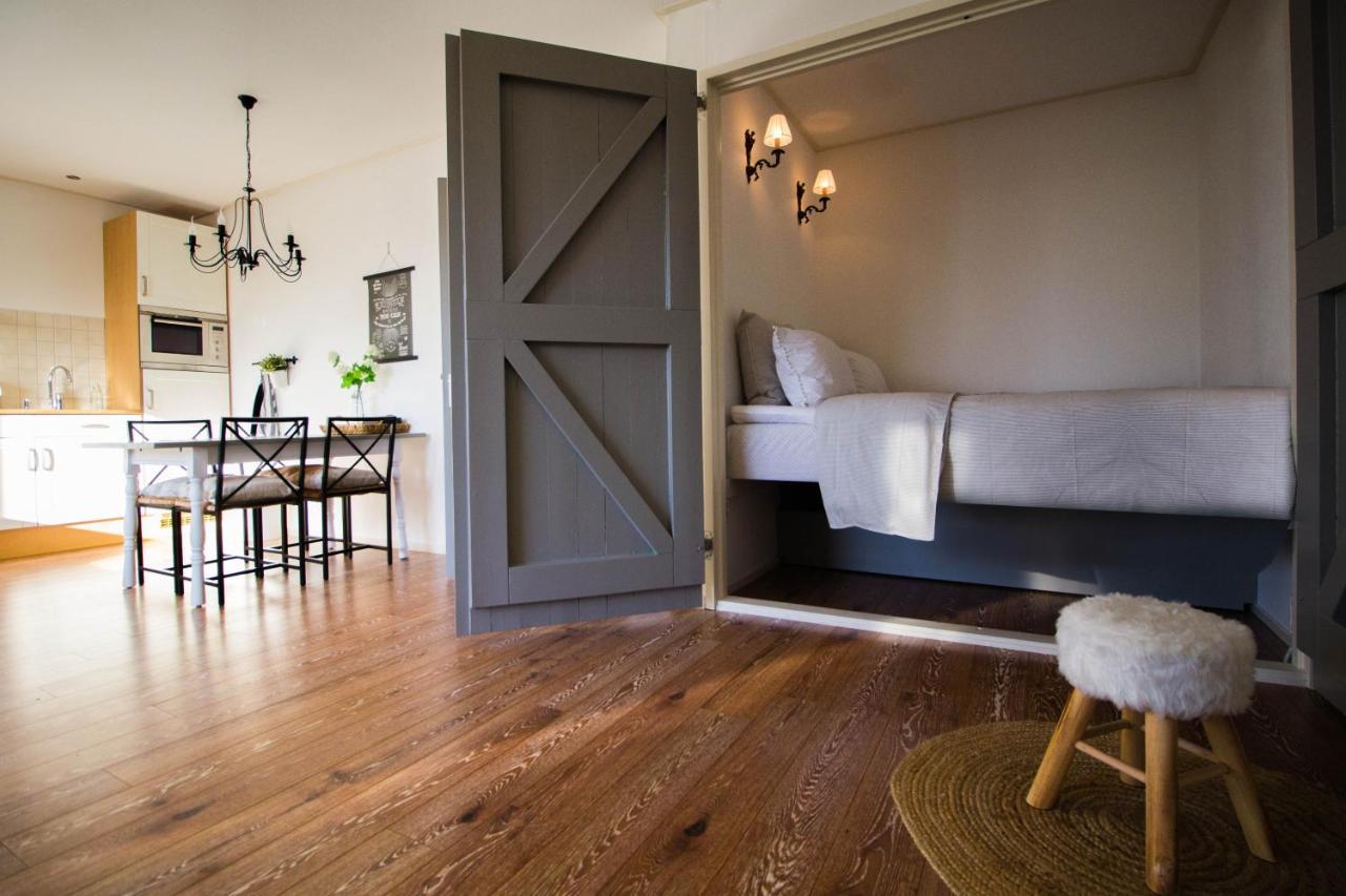 T'Hus Bed & Breakfast Katlijk Esterno foto