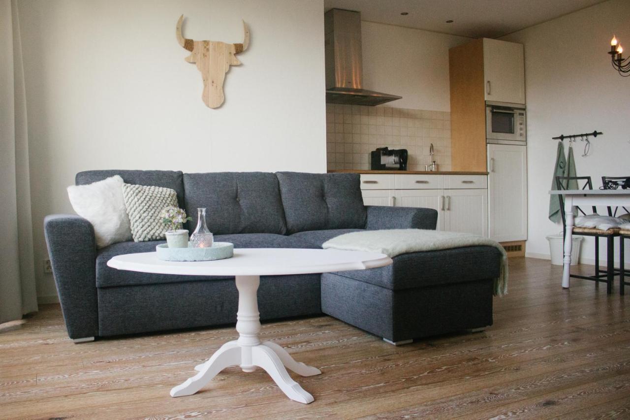 T'Hus Bed & Breakfast Katlijk Esterno foto