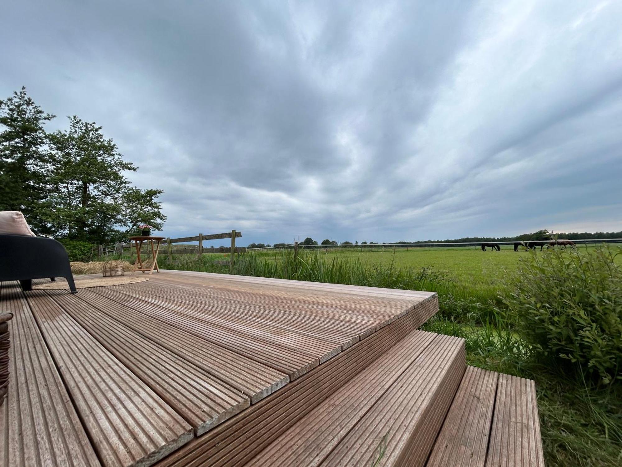 T'Hus Bed & Breakfast Katlijk Esterno foto
