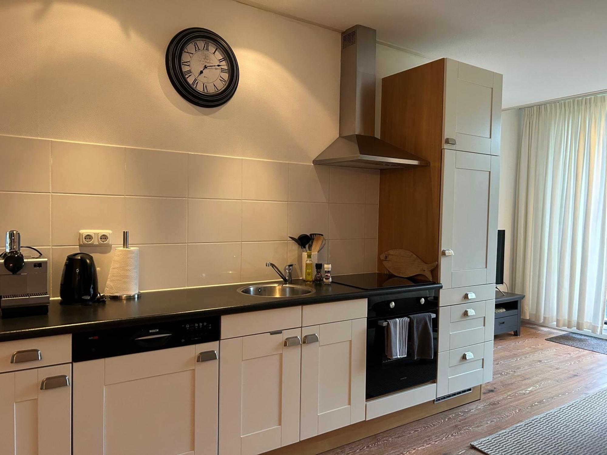 T'Hus Bed & Breakfast Katlijk Esterno foto